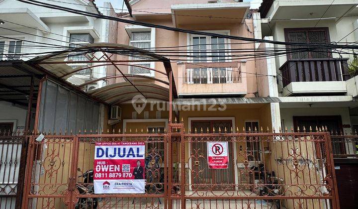 Dijual Cepat Rumah 2 Lantai Rapi Siap Huni di Taman Semanan Indah 1