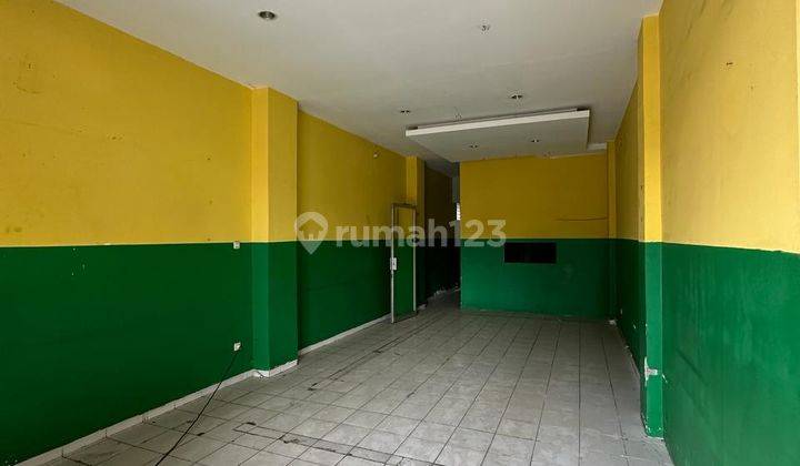Disewakan Ruko 3 Lantai di Karang Tengah Cocok Untuk Usaha atau Kantor 2