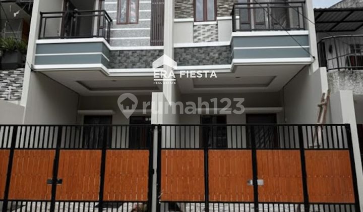 Rumah 4 Lantai 6X15 Kondisi Baru Belum Pernah Dihuni Lokasi Tomang Jakbar