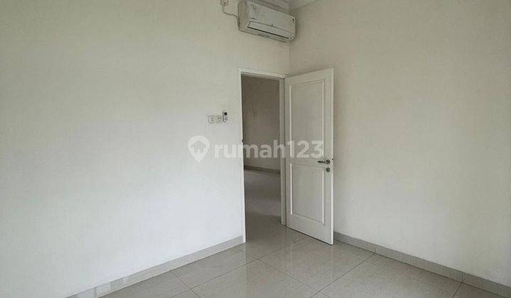 Dijual Rumah Sangat Cantik Rapi Bersih Siap Huni di Kalideres  2