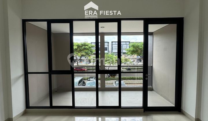 Disewakan Ruko 3 Lantai Masih Baru di Gading Serpong Cocok Untuk Kantor