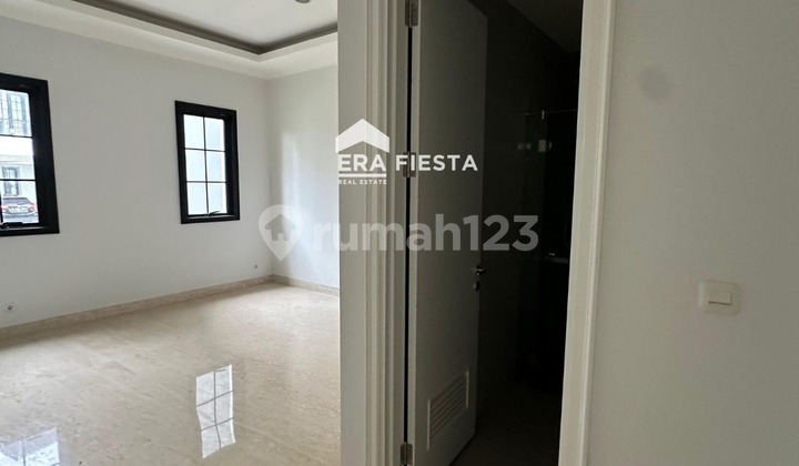 Hoek House Private Cluster Alam Sutera Never Been Occupied 2