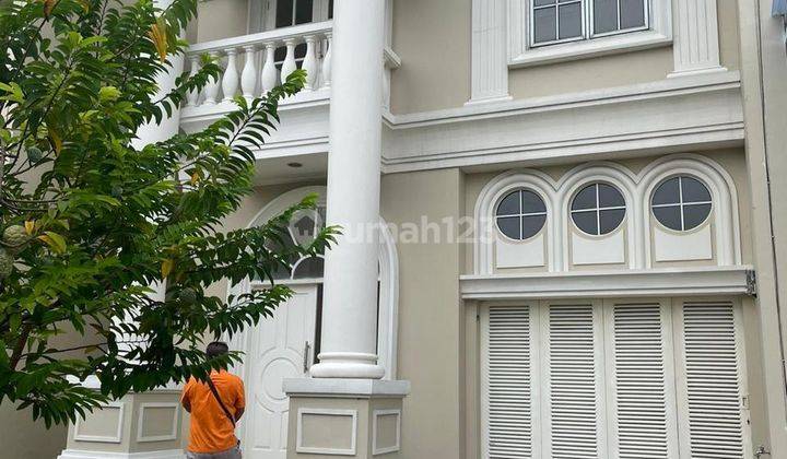 Dijual Rumah Sangat Cantik Rapi Bersih Siap Huni di Kalideres  1