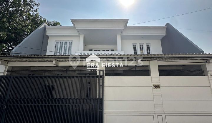 Dijual Rumah Bagus Baru Renovasi Interior Mewah di Cengkareng Jakbar