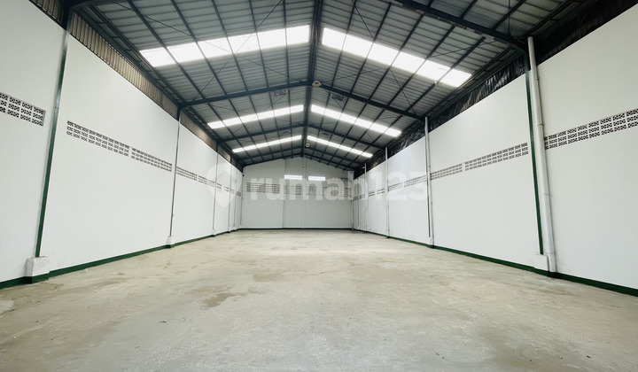 Disewakan Gudang di Kavling Dpr Cipondoh Tangerang Akses Container 40Ft