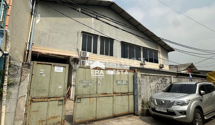 Quick Lease Ready-to-Use Warehouse by the Main Road Prepedan, West Jakarta Quick Lease Ready-to-Use Warehouse by the Main Road Prepedan, West Jakarta