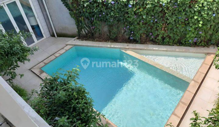 Rumah 2 Lantai Ada Kolam Renang 2 Menit Ke Bexchage Mall Dan Pintu Toll Jorr Bintaro 2