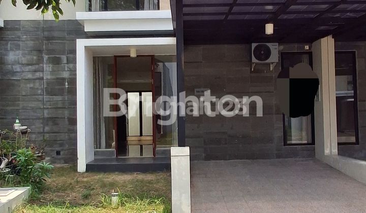 NORTHWEST HILL FULL FURNISH MEWAH DEPAN TAMAN PARKIRAN LUAS ADA KAMAR PEMBANTU 2