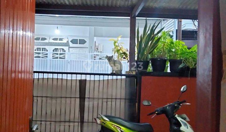 RUMAH JUAL BANGUNAN LAMA HITUNG TANAH  AREA TEBET 2