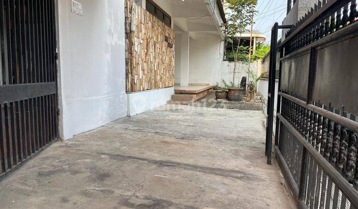 RUMAH JUAL AKSES JALAN 2 MOBIL AREA TEBET 2