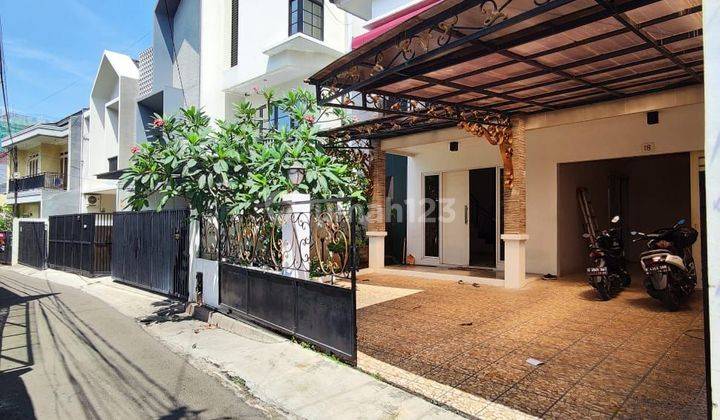 RUMAH SEWA CARPORT BISA 3 MOBIL HANYA UNTUK TEMPAT TINGGAL 135 JT