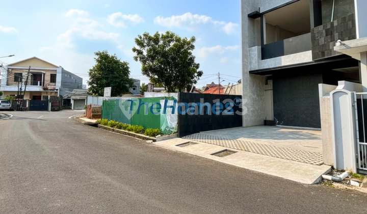 Dijual Rumah Baru Jalan 2 Mobil Cawang 2