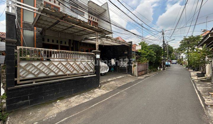 For Sale Otista Jalan 2 Mobil Strategis 2