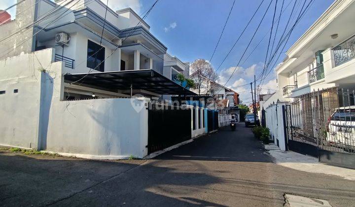 Rumah, 2 Lantai Bagus Bisa Di Fungsikan Untuk Kantor 1