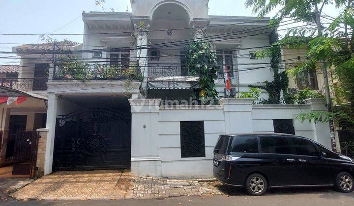 Dijual Rumah Bagus 3lnt Fasilitas Kolam Renang 1