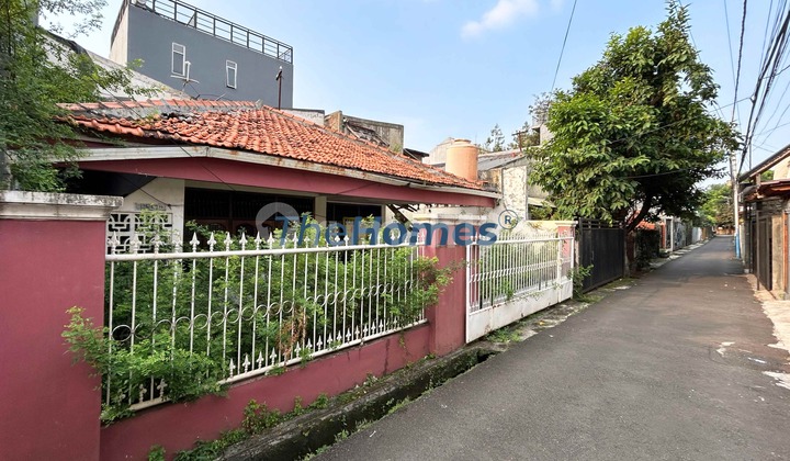 For Sale Rumah Hitung Tanah Strategis