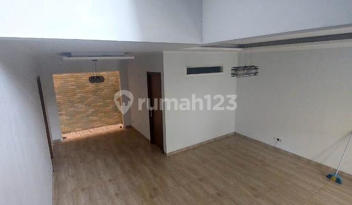 For Sale Ready to Occupy 2 Floors 2