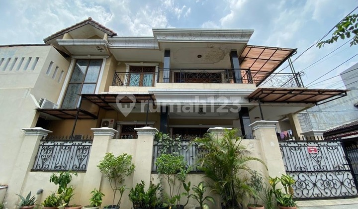 For Sale Tebet Lokasi Strategis 2