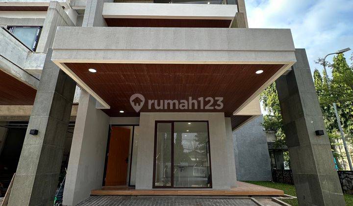 Rumah Baru 3 Lantai di dalam Cluster Pondok Indah 1