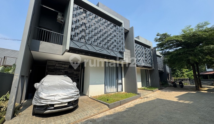 Rumah Modern Siap Huni Dalam Townhouse Di Ciputat Timur 2
