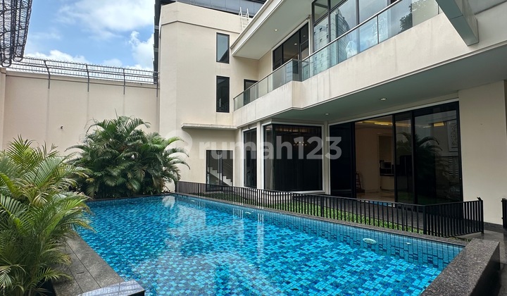 Brand New Rumah Mewah Modern Furnished Strategis di Pondok Indah Brand New Rumah Mewah Modern Furnished Strategis di Pondok Indah