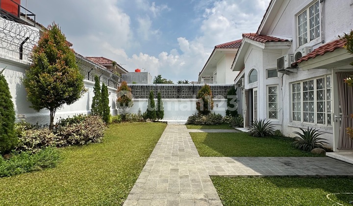 Siap Huni Modern Ada Lift di Parahyangan Golf Sentul City 2