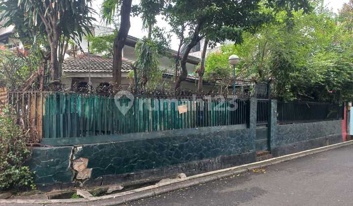 Rumah Hitung Tanah Dibawah NJOP di Radio Dalam Kebayoran Baru