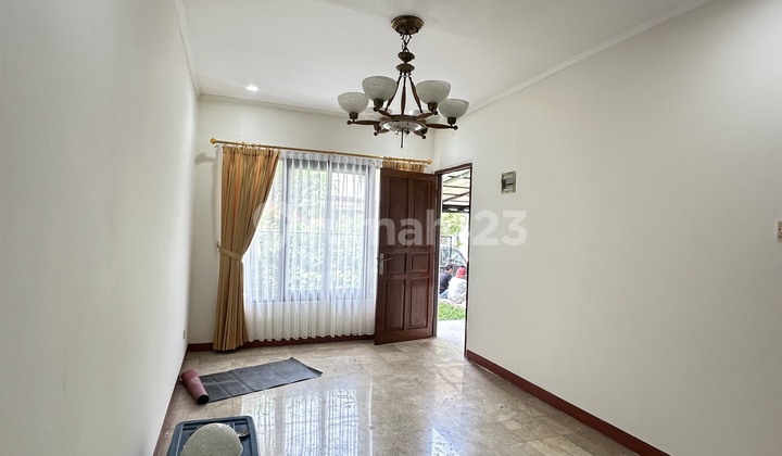 For Rent: Modern Minimalist House on Wide Road in Pondok Indah 2