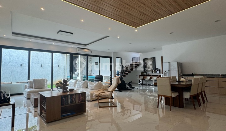 Modern Minimalis Siap Huni Bagus Open Space Di Jakarta Selatan