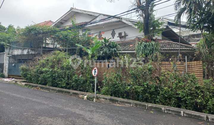 Rumah Hitung Tanah Dibawah NJOP di Radio Dalam Kebayoran Baru