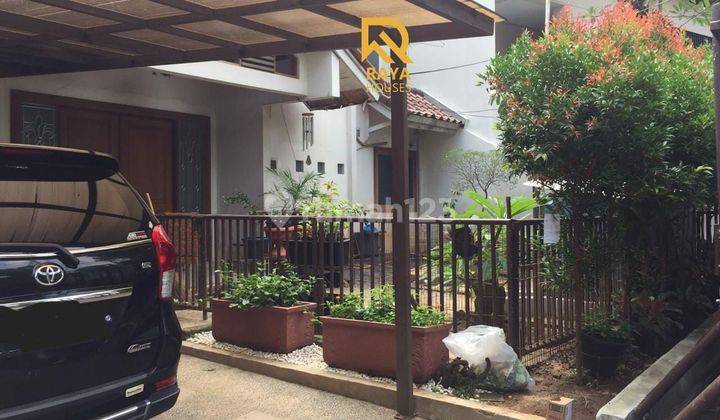 Rumah Hadap Timur 2 Lantai Di Jalan Mendawai Kebayoran Baru Row Jalan Lebar 1