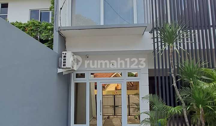 Rumah Cocok Untuk Kantor Lokasi Strategis Kebayoran Baru Harga Menarik