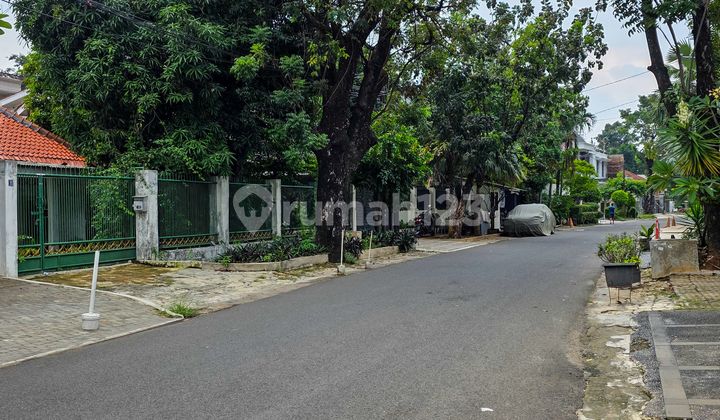 Rumah Jalan Cipaku Row Jalan Terlebar Cocok Dibangun Ulang