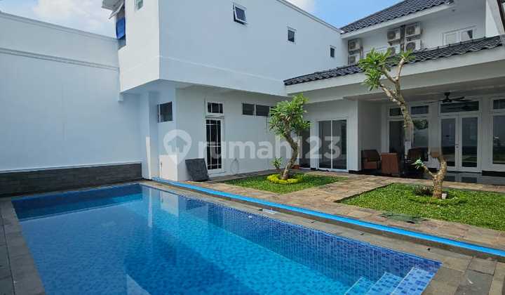 Rumah Cipete Just Renovated Ada Swimming Pool