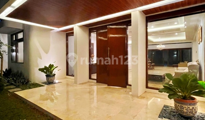 Rumah Mewah Siap Huni Di Permata Hijau Semi Furnished Dengan Swimming Pool 2