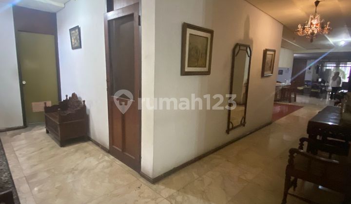 Rumah Lama Dalam Komplek Simprug Golf Cocok Dibangun Ulang Harga Menarik
