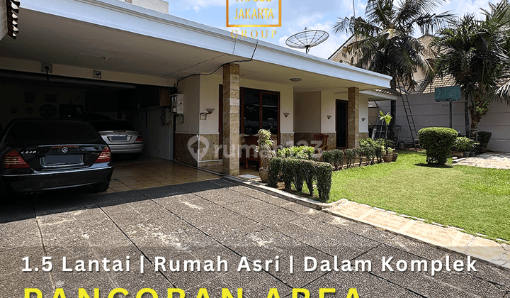 Rumah Pancoran 1.5 Lantai Taman, Garasi Carport Luas 1