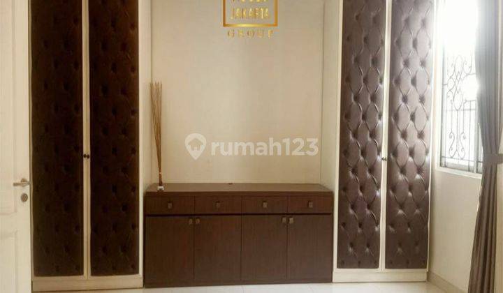 Rumah Menteng 3.5 Lantai Modern Minimalis Prime Area 2