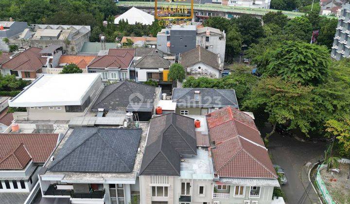 Rumah Kebayoran Baru Ada Garasi Carport Dekat Senayan 2