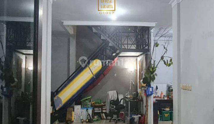 Rumah Kost Tebet 3 Lantai Ada 10 Kamar+ Ac 2