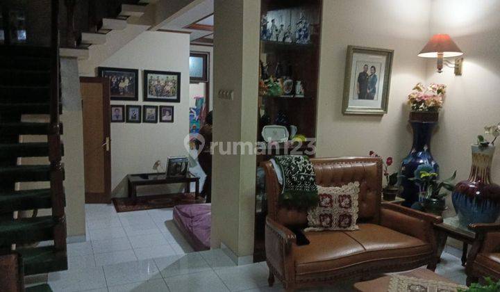 Rumah huk barat utr pulomas barat jaktim jual murah  2