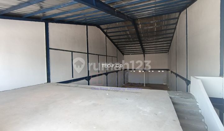 Strategic Warehouse Union Industrial Park in Batu Ampar Strategic Warehouse Union Industrial Park in Batu Ampar