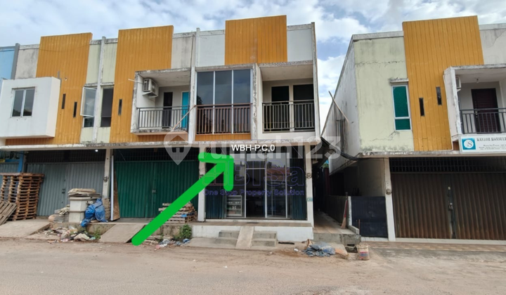 Semi-Furnished Shop House in Glory View 2 Near Industrial Area 1
