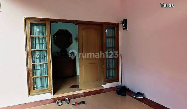 Rumah Villa Single House 2 Lantai Rosedale Hadap Taman Dijual 2