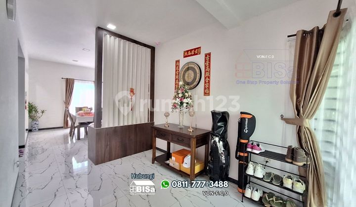 ruang keluarga rumah murah 2 lantai di