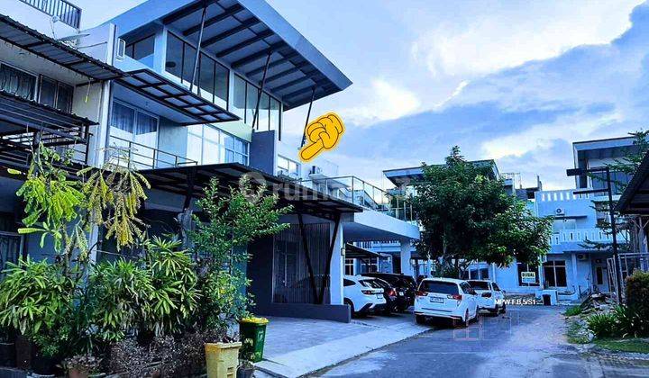 Tropicana Residence Rumah 2 Lantai di Pasir Putih Dijual  1