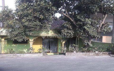 GUDANG ABDUL PATAH BARAT TULUNGAGUNG SD9277 1