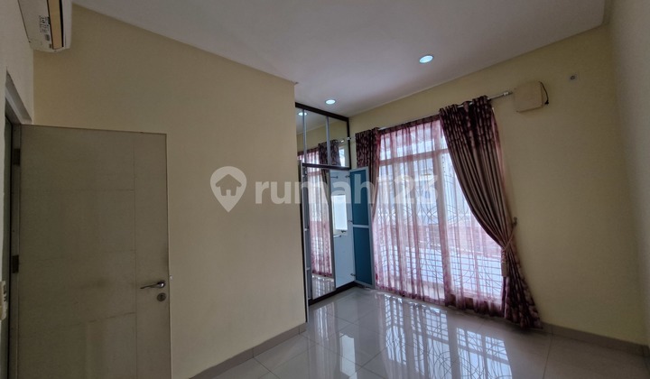 House for Rent in American Green Lake City Cluster Semi Furnished 2