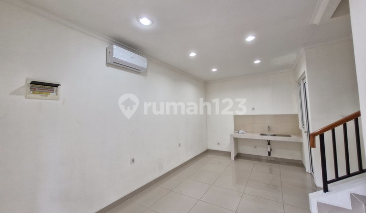 Disewakan Rumah Minimalis Cluster Tesla Gading Serpong 2 KT