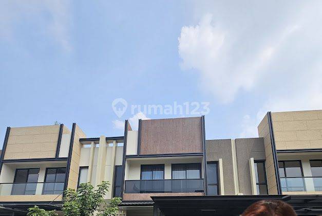  Rumah di Cluster Carson, Symphonia, Gading Serpong 1